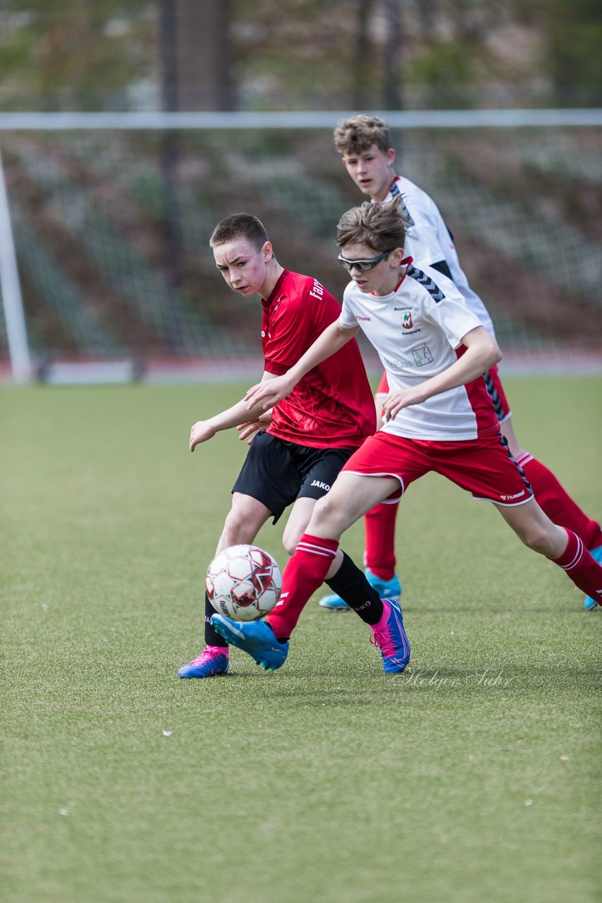 Bild 90 - mCJ Walddoerfer 2 - Farmsen 2 : Ergebnis: 3:1